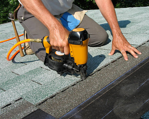 Best Commercial Roof Installation  in De Kal, TX